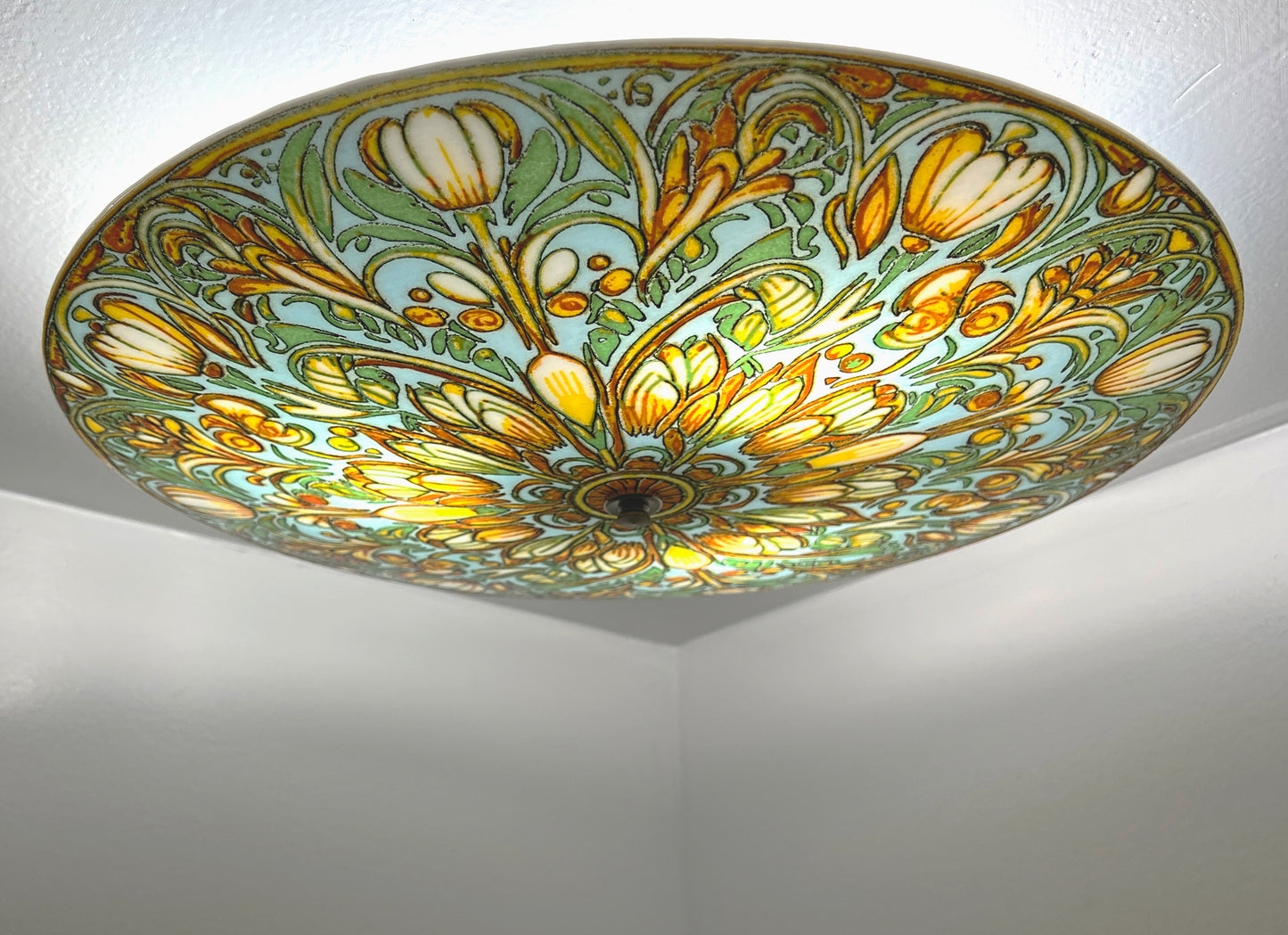 The Amandine Ceiling Light