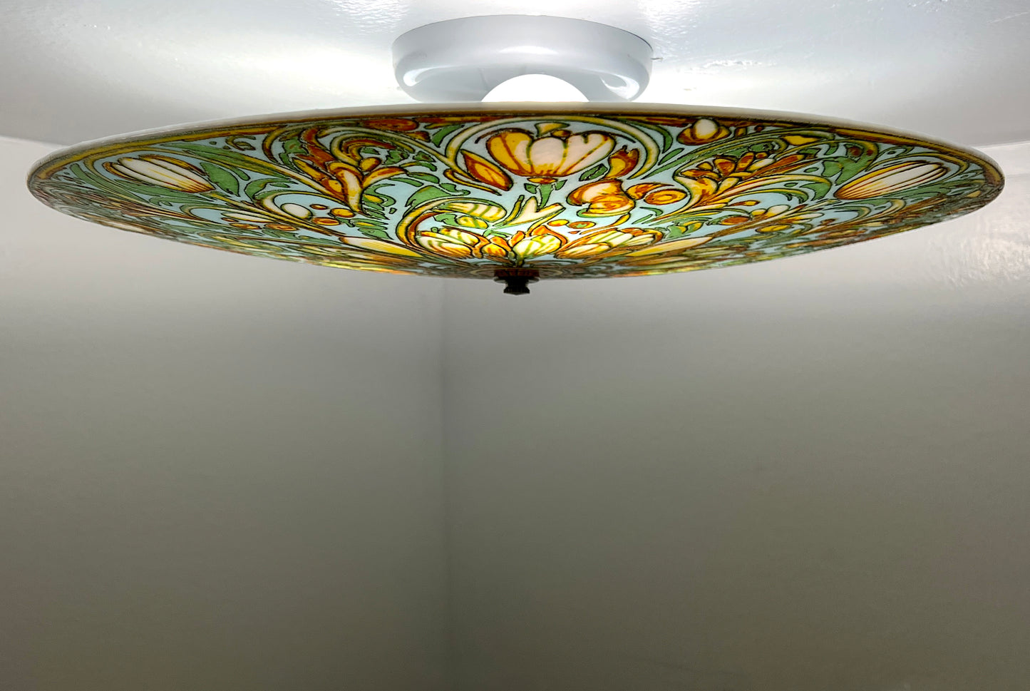 The Amandine Ceiling Light