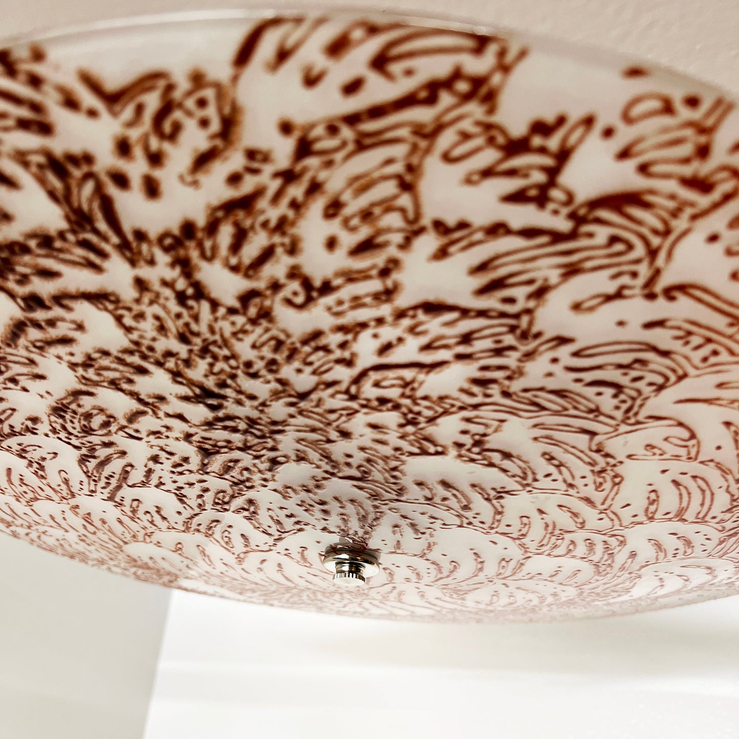 The Chrysanthemum Ceiling Light in Crimson