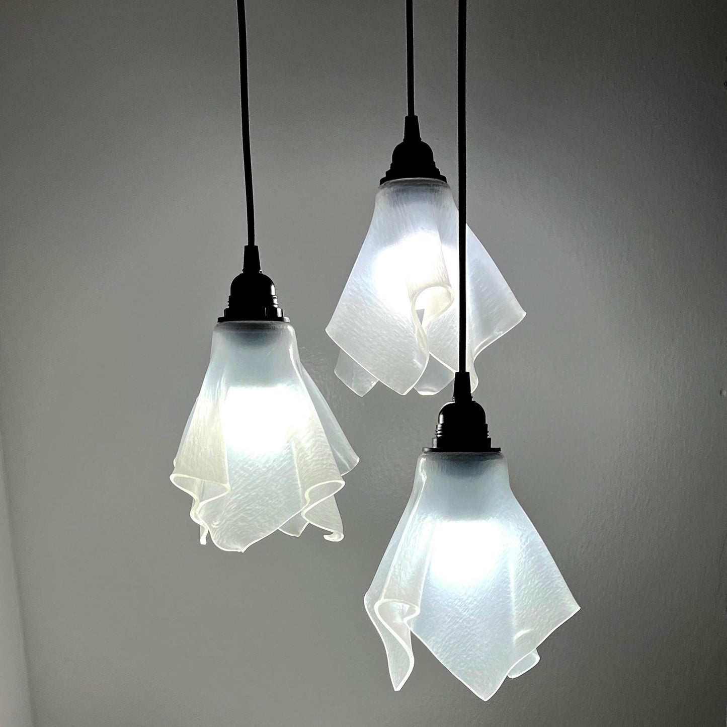 The Handkerchief Pendant Light, Frosted Clear