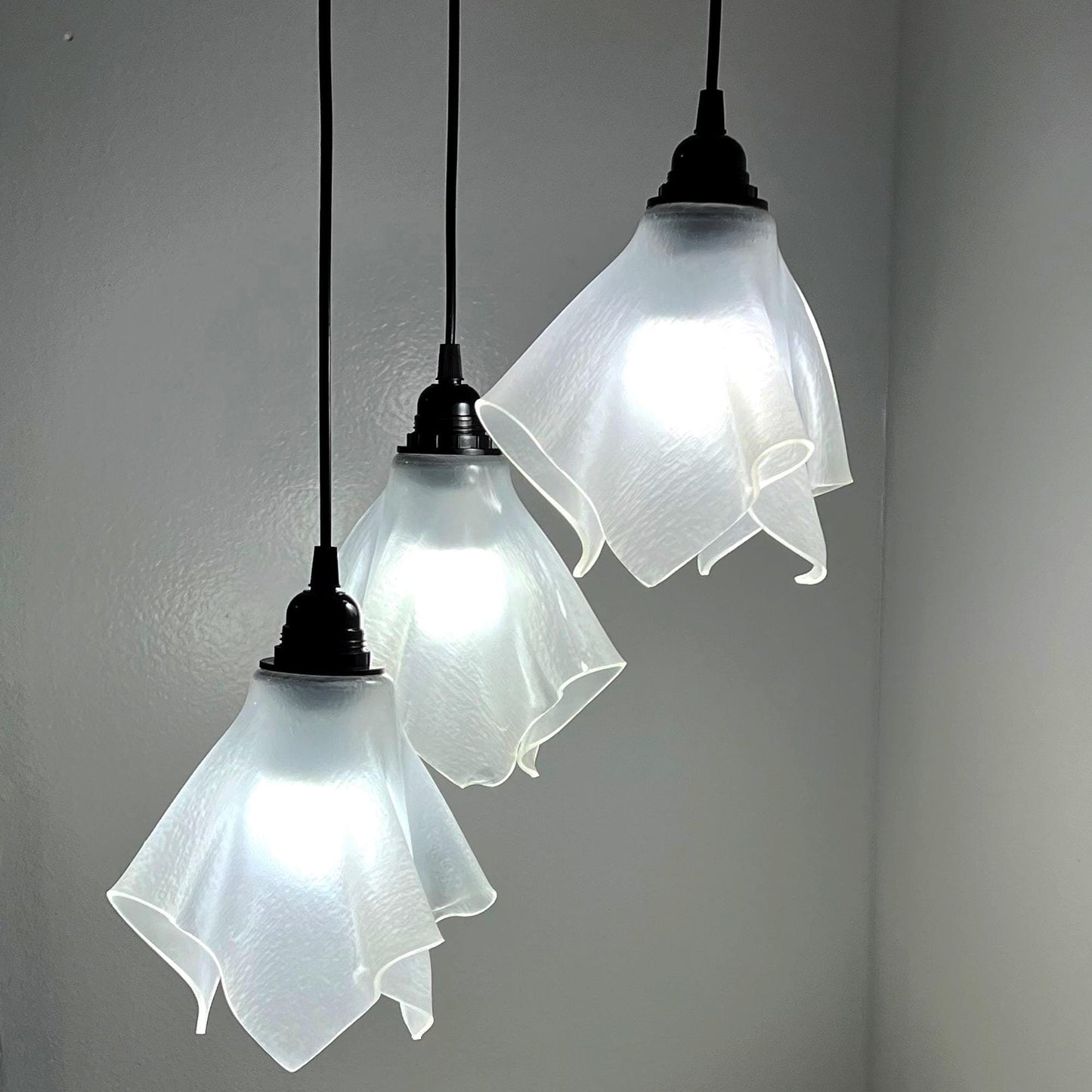 The Handkerchief Pendant Light, Frosted Clear