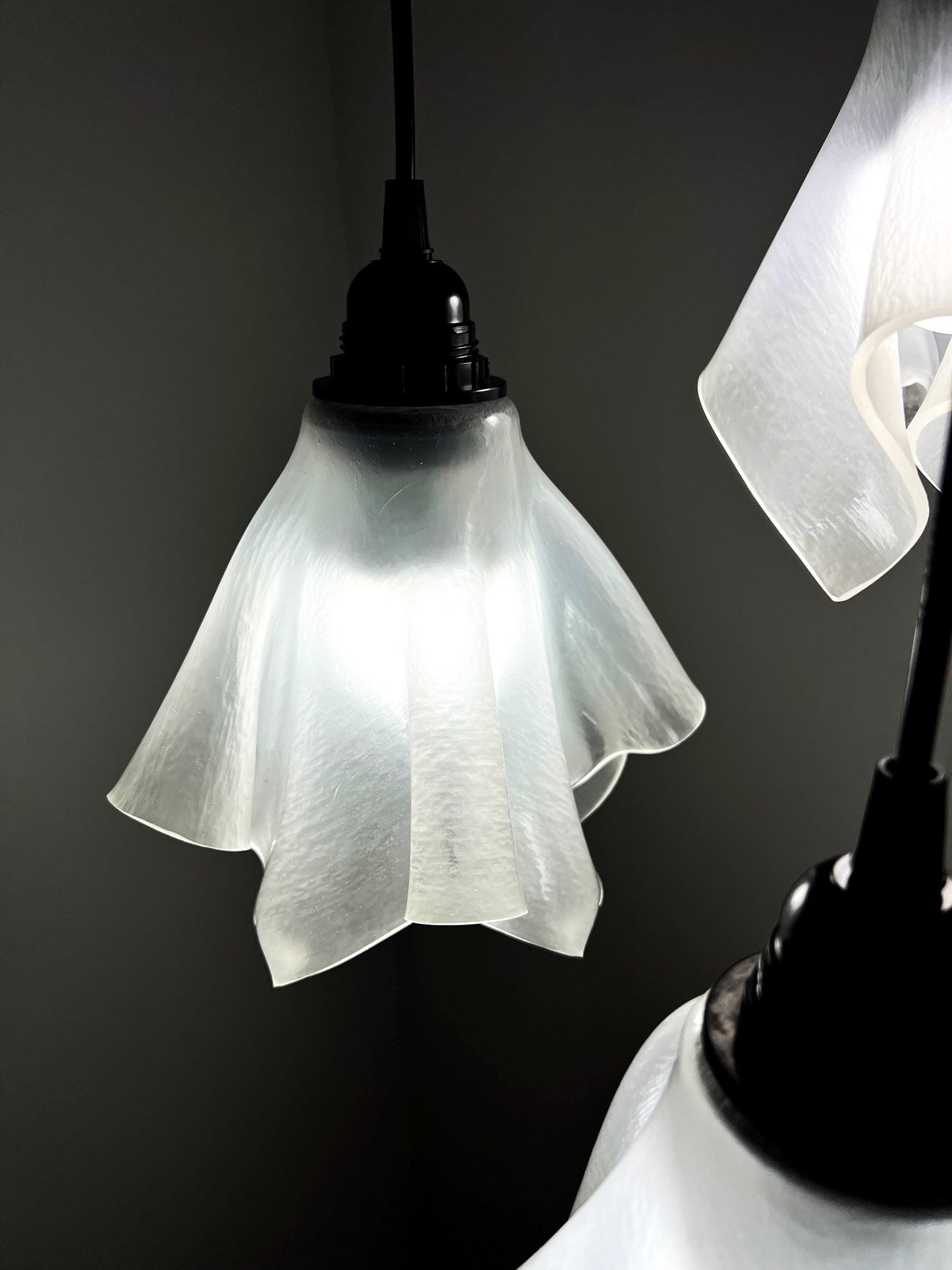 The Handkerchief Pendant Light, Frosted Clear