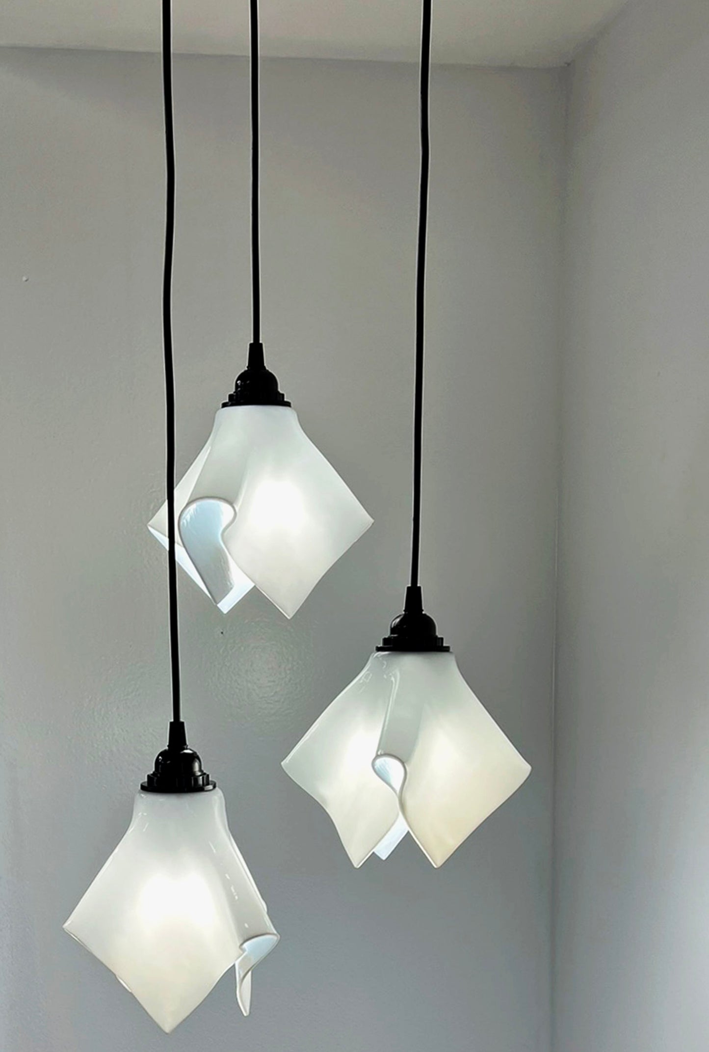 The Handkerchief Pendant Light, White Glass