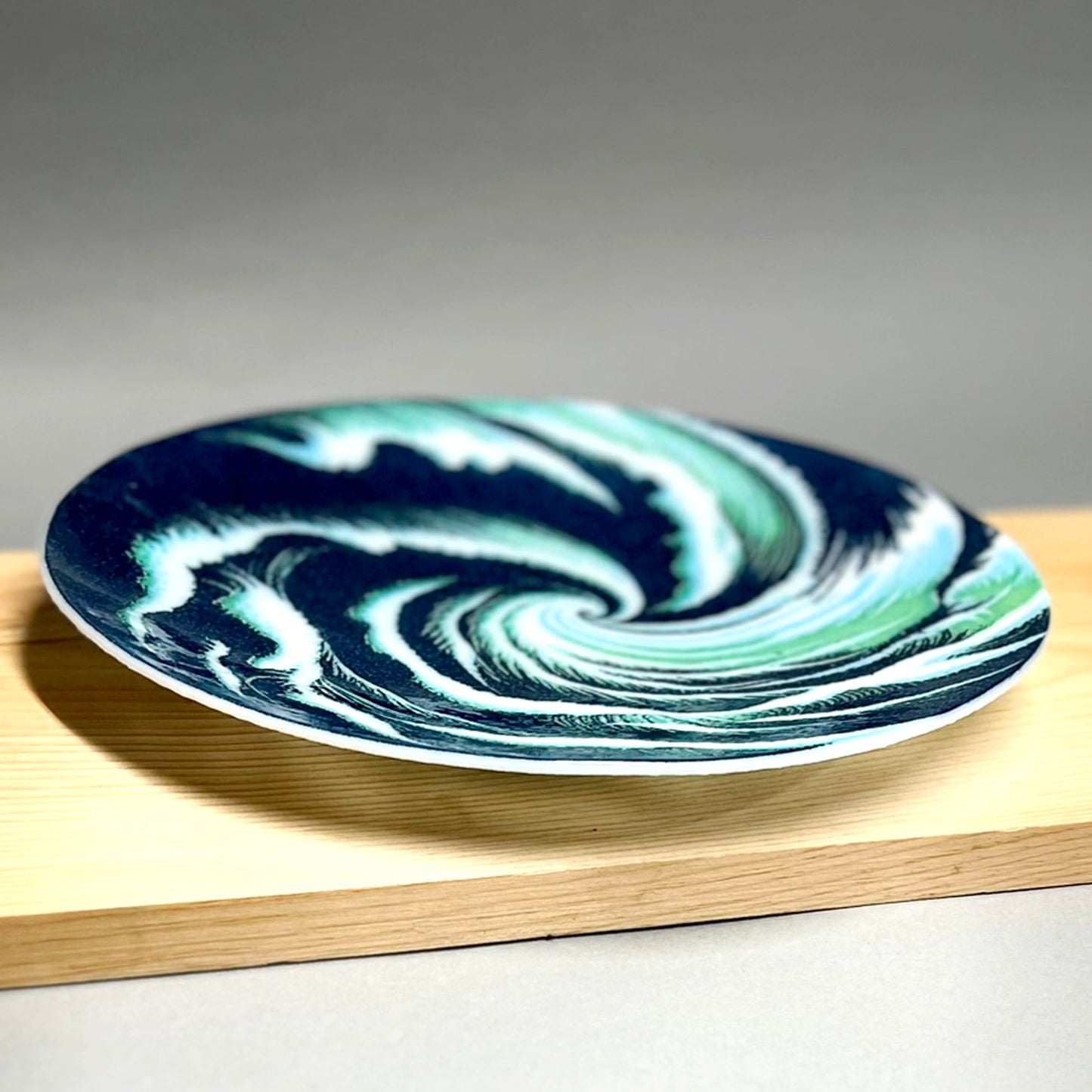 The Big Wave Plate