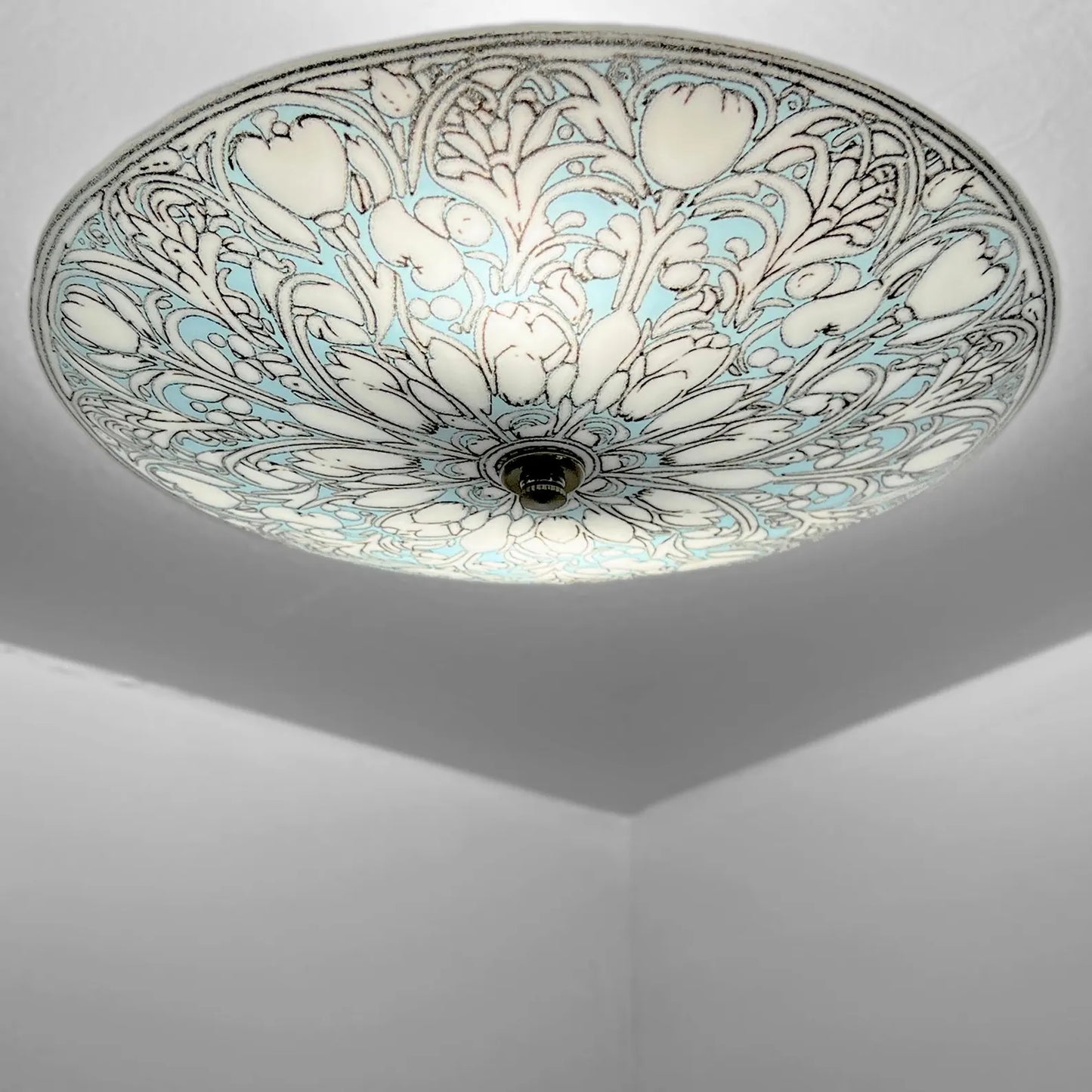 The Miranda Ceiling Light